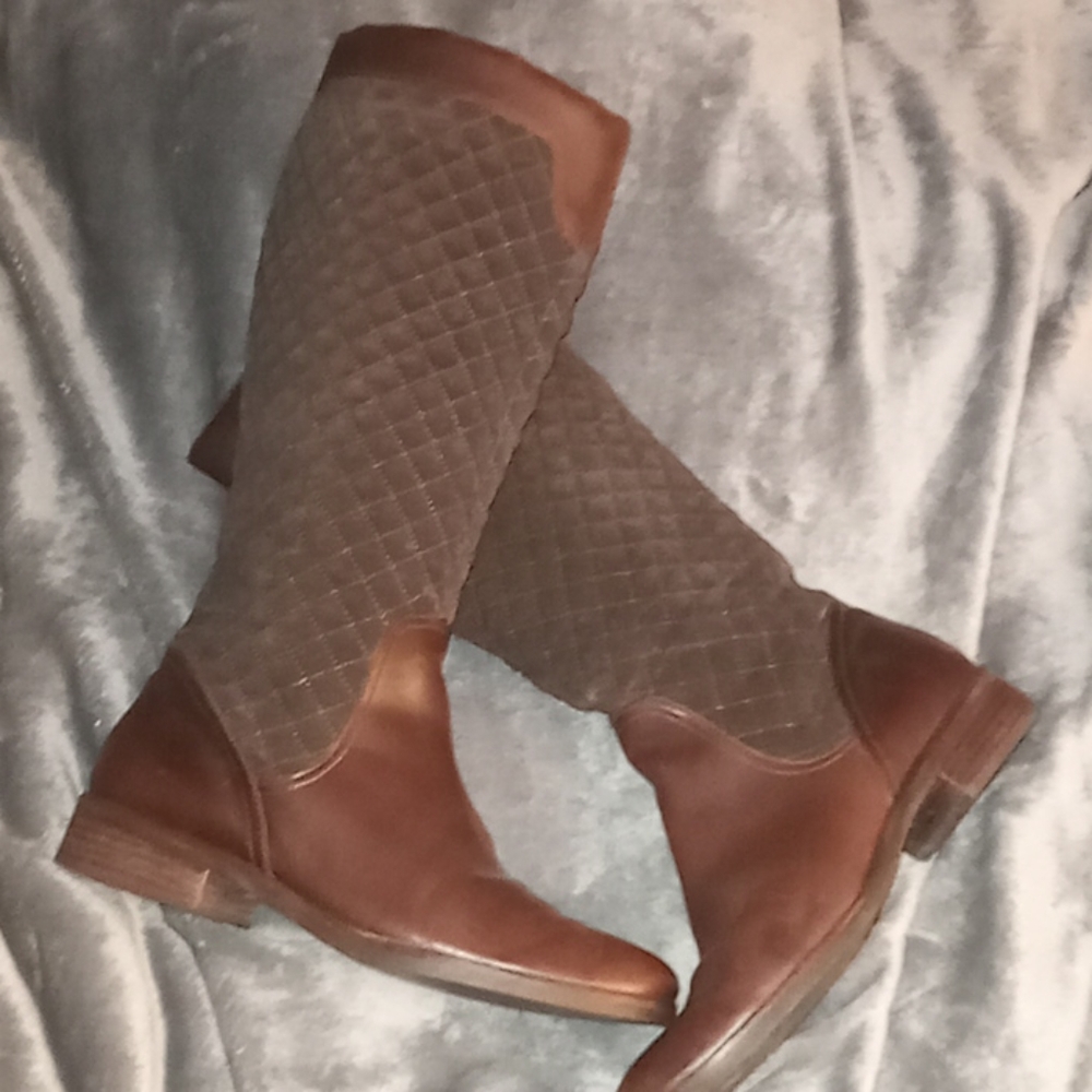 Riding boots
